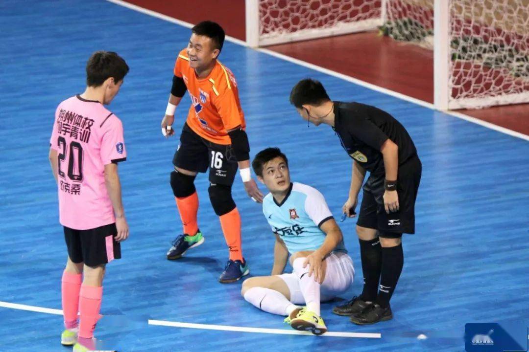 爱游戏中国-荷兰新晋球员上演帽子戏法领衔球队胜利