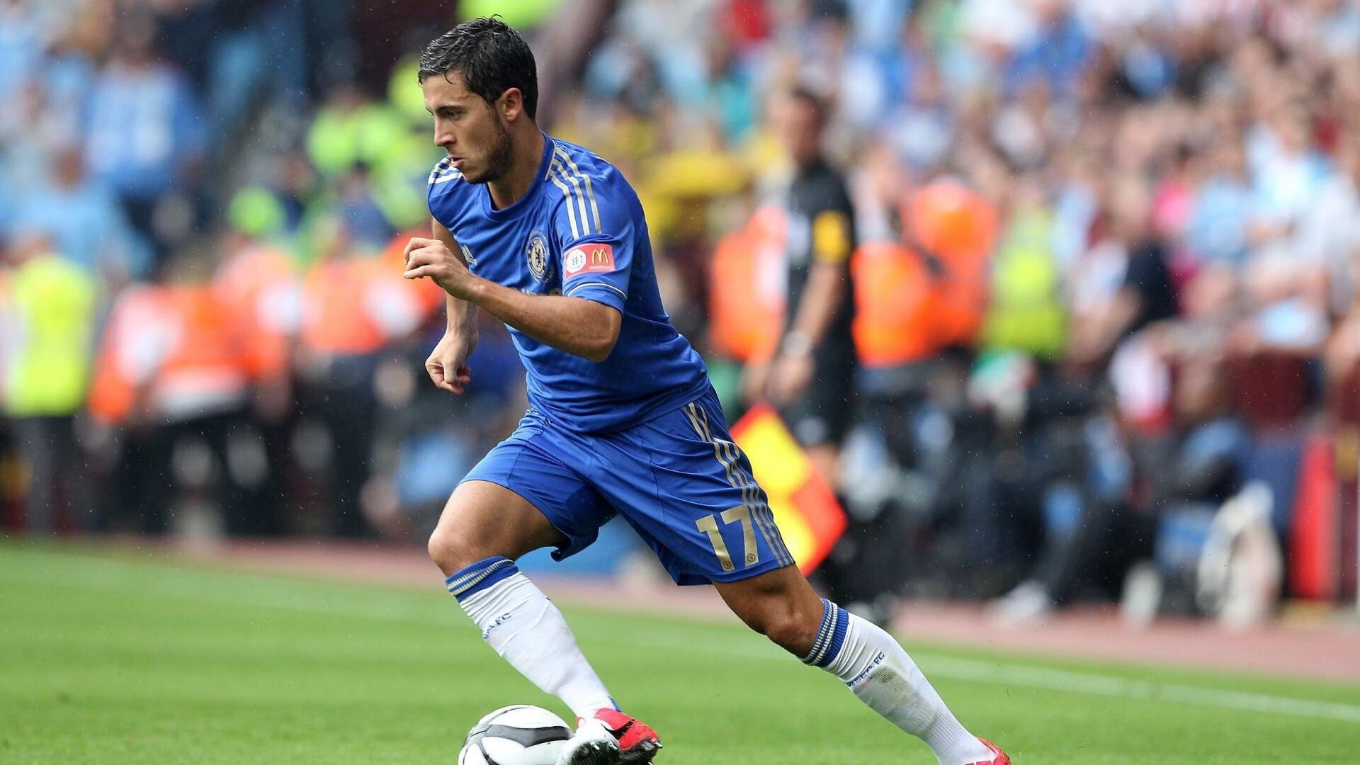 东决关键战之夜，库尔图瓦主宰比赛走向