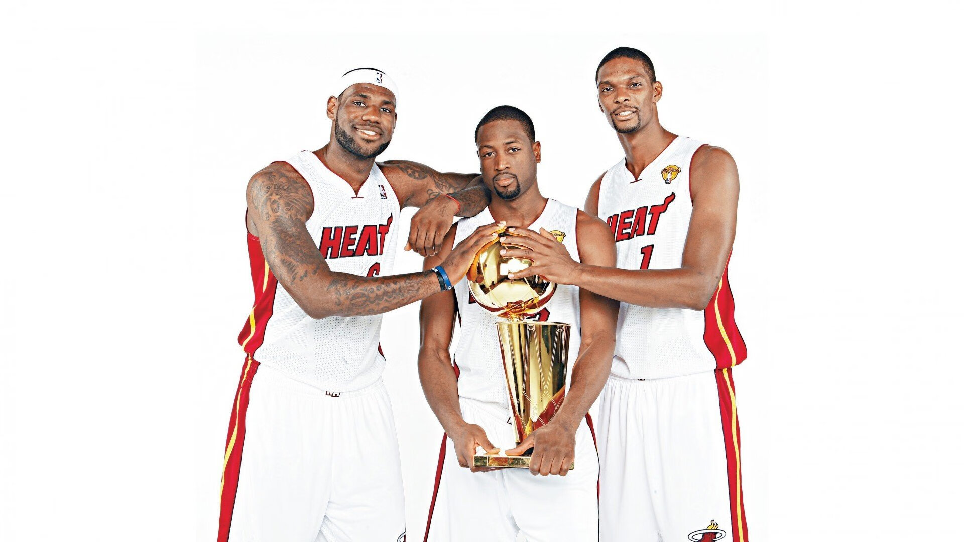 火箭鏖战独行侠，霍勒迪统治全场