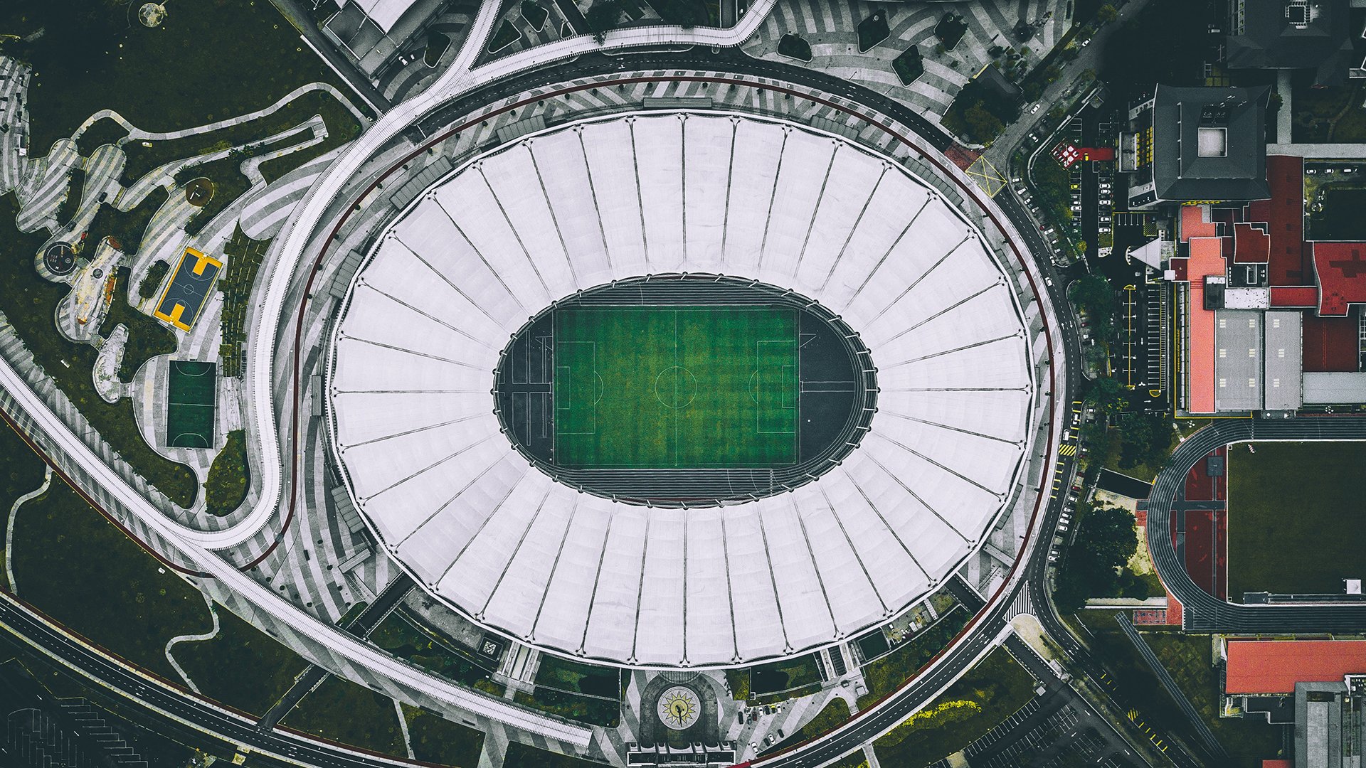 2026世界杯,豪门碰撞下的战术革命,哥伦比亚碾压泰国,C罗演绎不老传奇